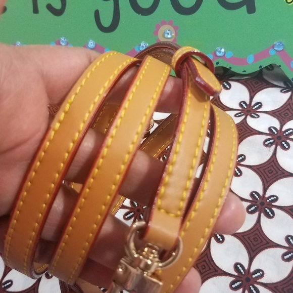 Vachetta Crossbody Leather Straps - Picture 8 of 16